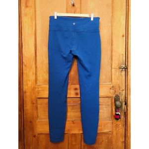 Lululemon ~ Reversible Leggings Blue & Grey/Yellow